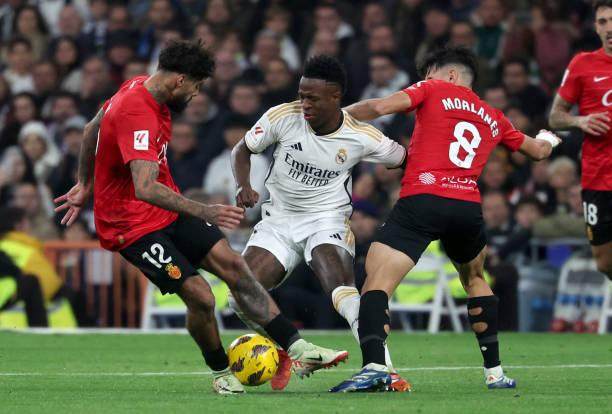 1704329708571053737.jpg 1898120844-612x612.jpg